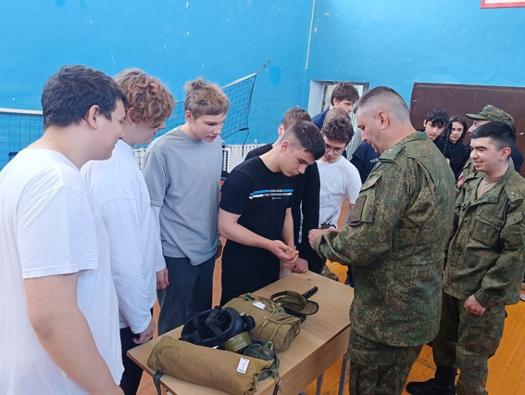Военные сборы десятиклассников.
