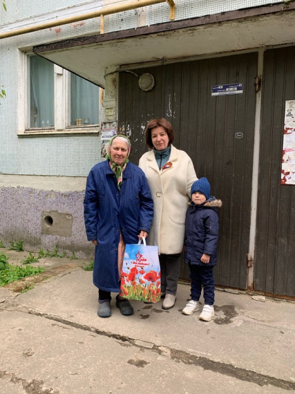 Акция поздравление ветеранов.