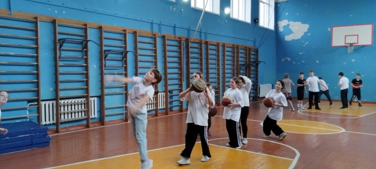 Баскетбол.